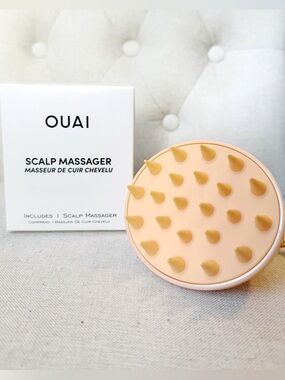 OUAI Silicone Hair Scalp Massager